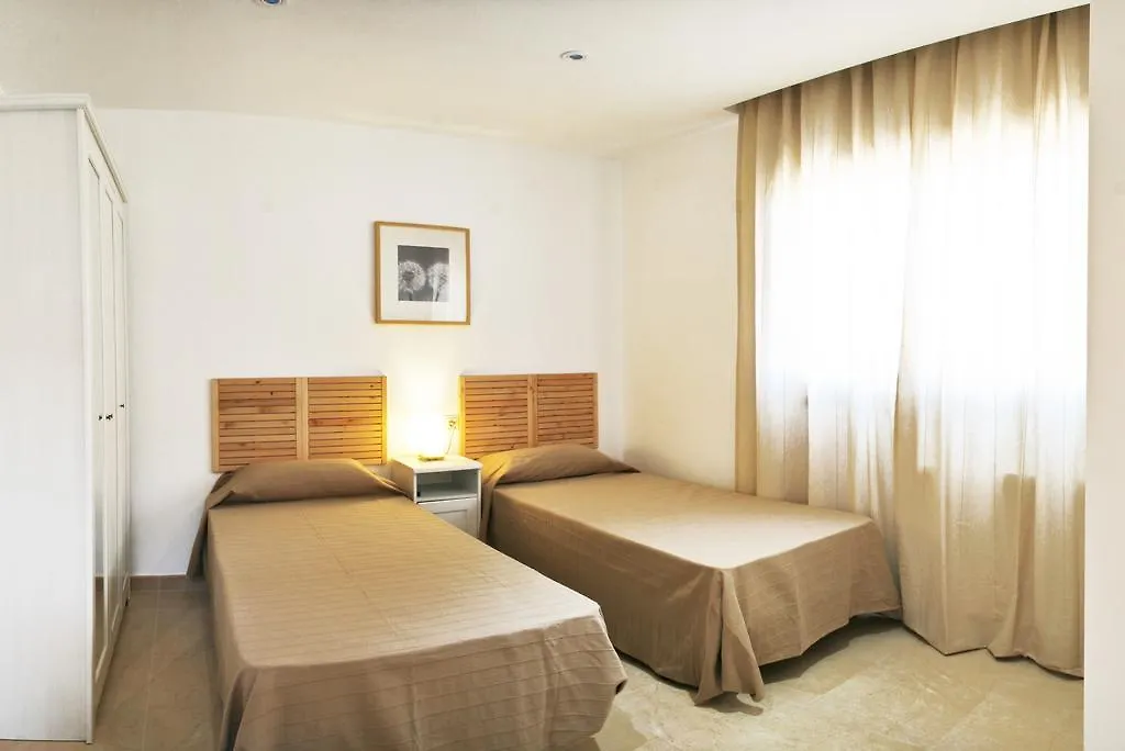 Casa Marie Curie Hotel Roda de Bará Spanien